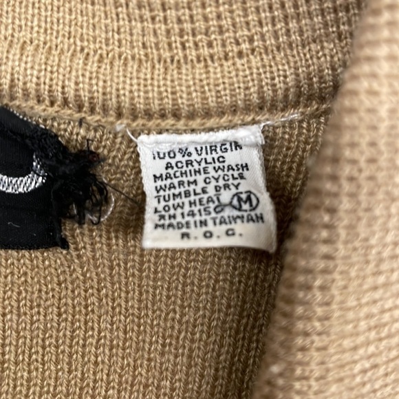 Rare Vintage Early 70s GAP V Neck Collar Striped Sweater ☘️ 30% off Bundles… - Picture 8 of 8